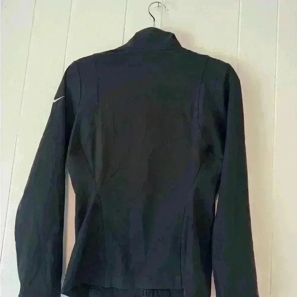 Nike  Dri-FIT JACKET Size Medium New with out tags - Picture 8 of 9